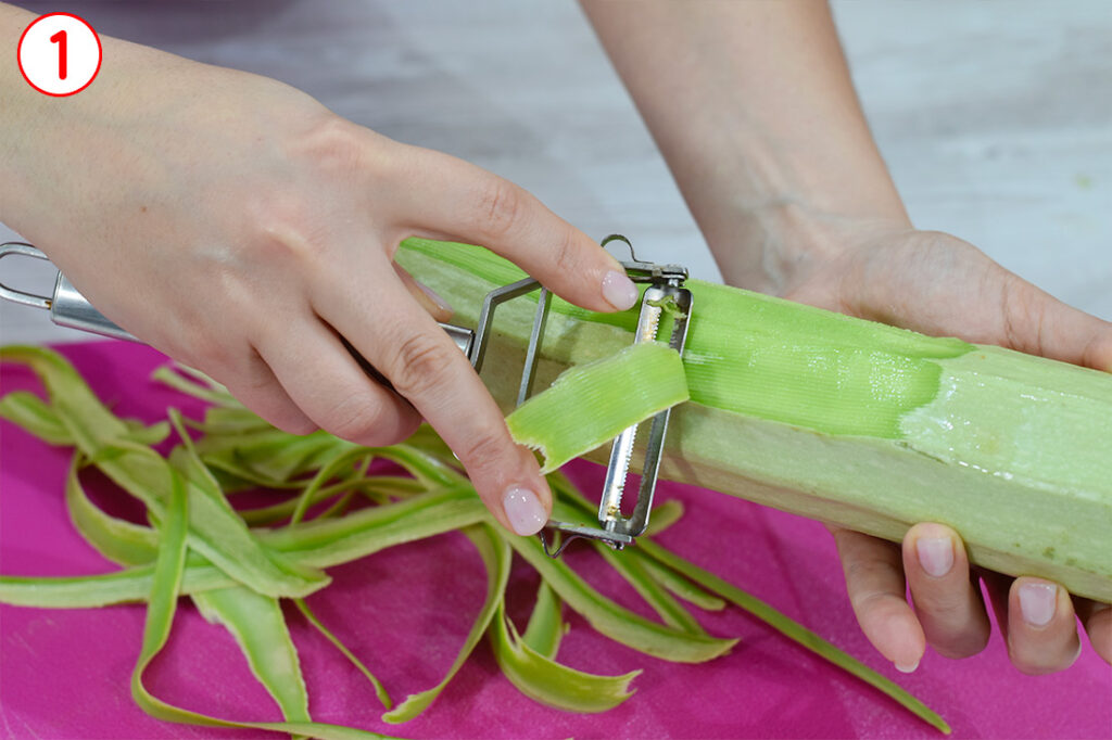 Pelare la zucchina