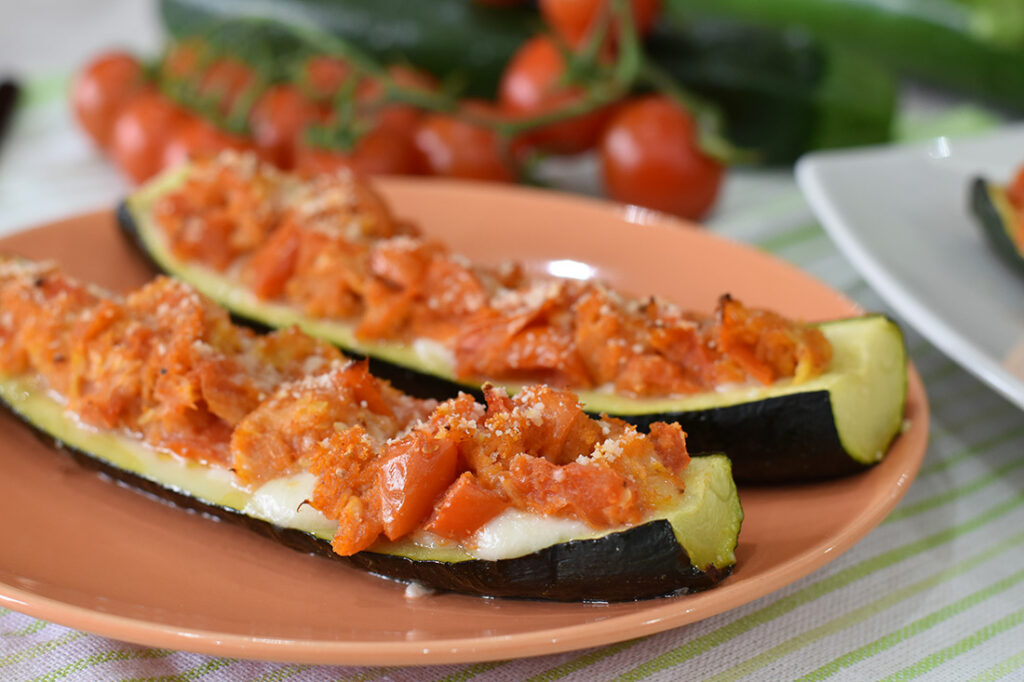 Zucchine ripiene al forno facili - Tuorlo Rosso