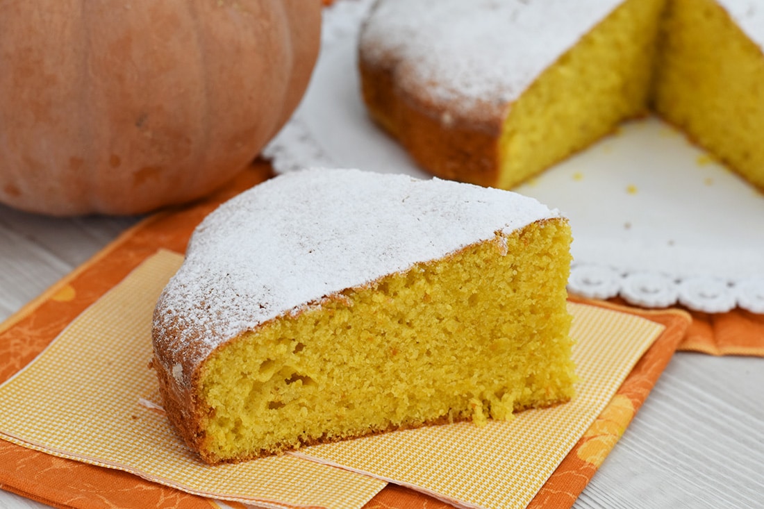 Torta di zucca e mandorle - Tuorlo Rosso