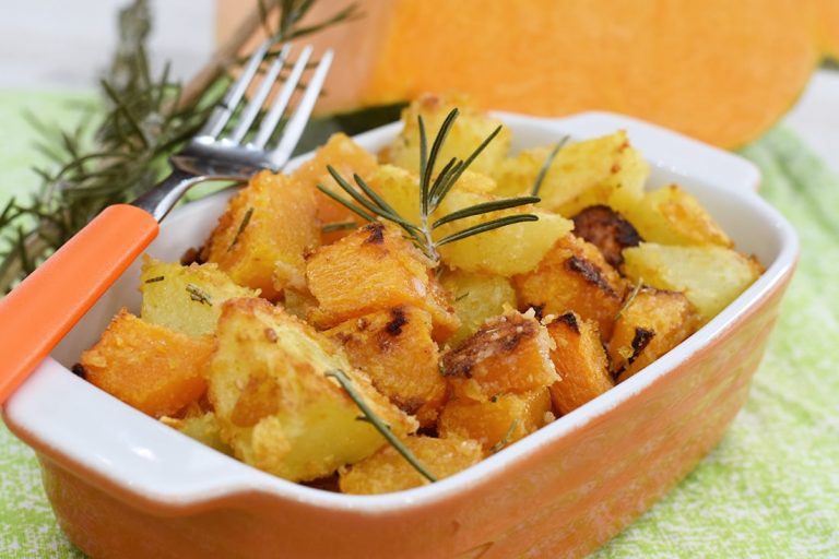 zucca e patate al forno