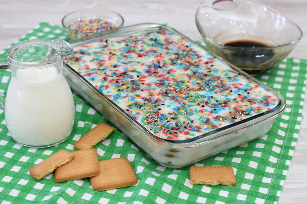biancomangiare siciliano con biscotti