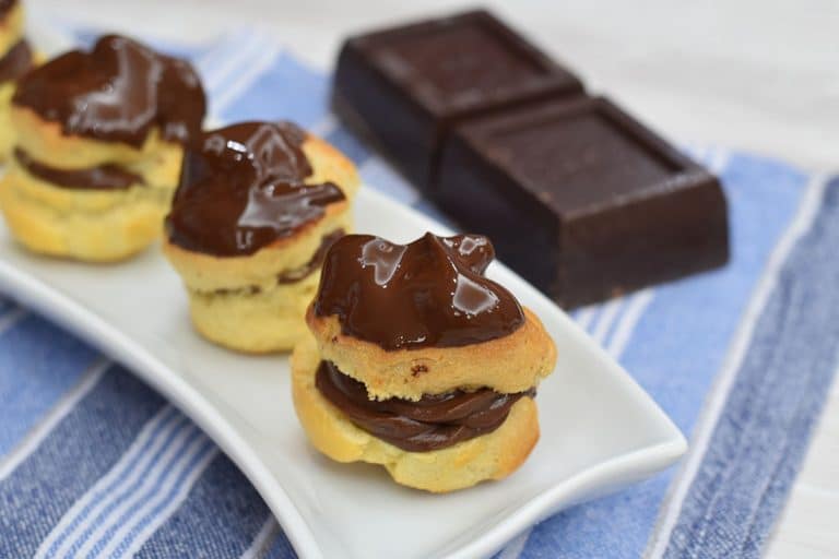 bignè al cioccolato