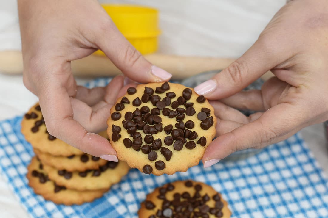 Biscotti con gocce di cioccolato