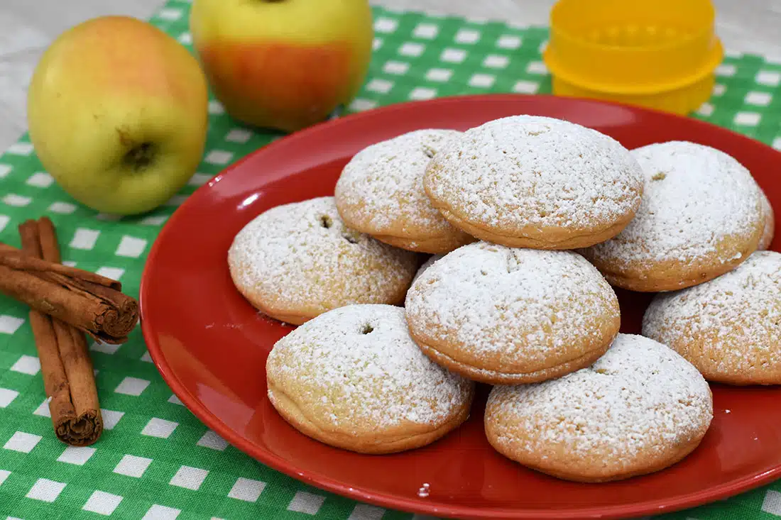 biscotti cuor di mela