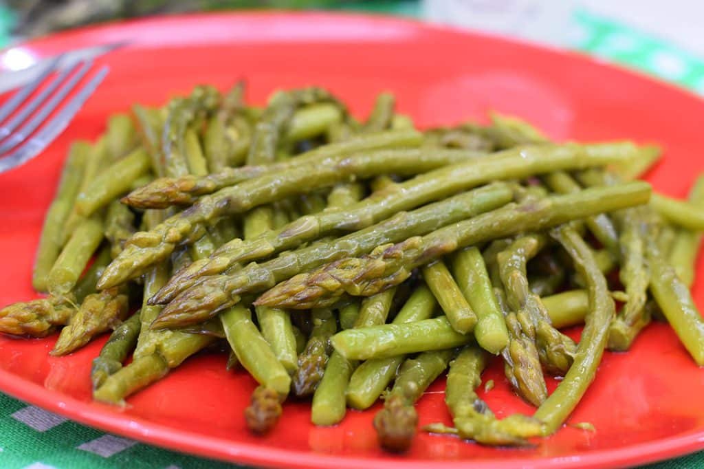 asparagi saltati in padella