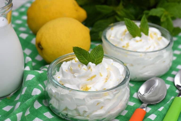 Mousse al limone senza uova