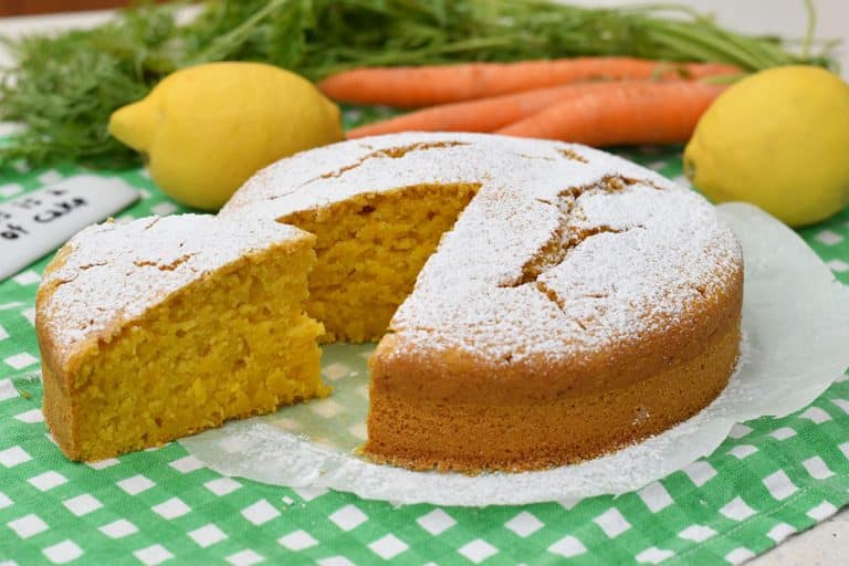 torta di carote all'acqua