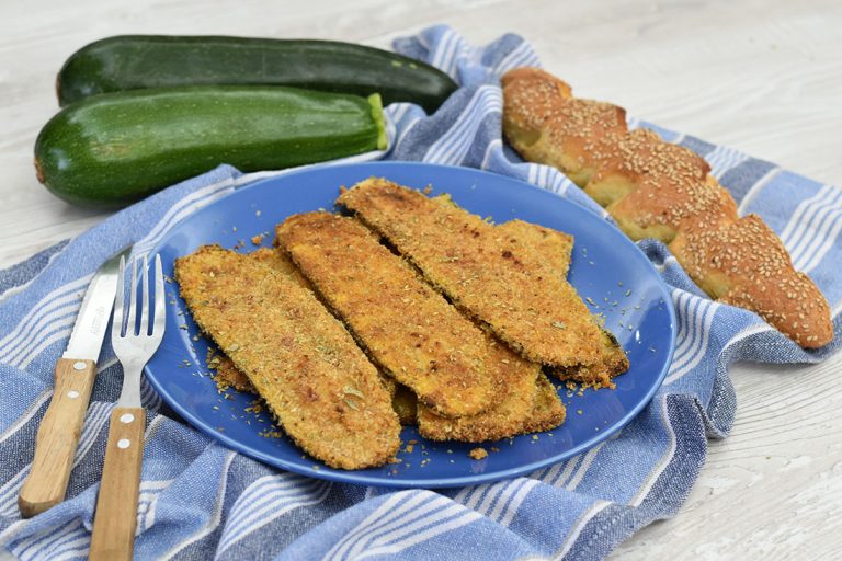 Zucchine impanate al forno: contorno semplice e gustoso - Tuorlo Rosso