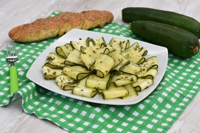 zucchine marinate crude