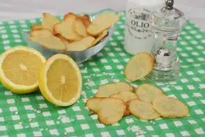 Chips di riso limone e pepe nero