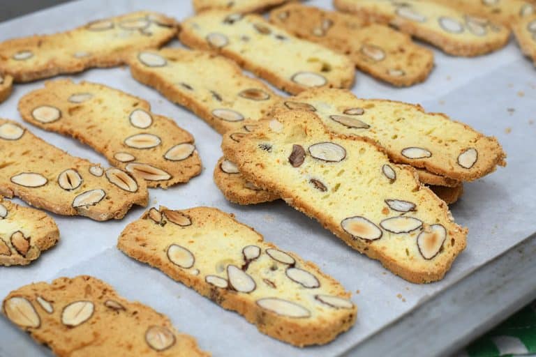 Sfogliette alle mandorle
