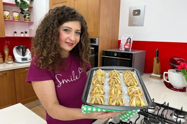 Rustici di pasta sfoglia con patate
