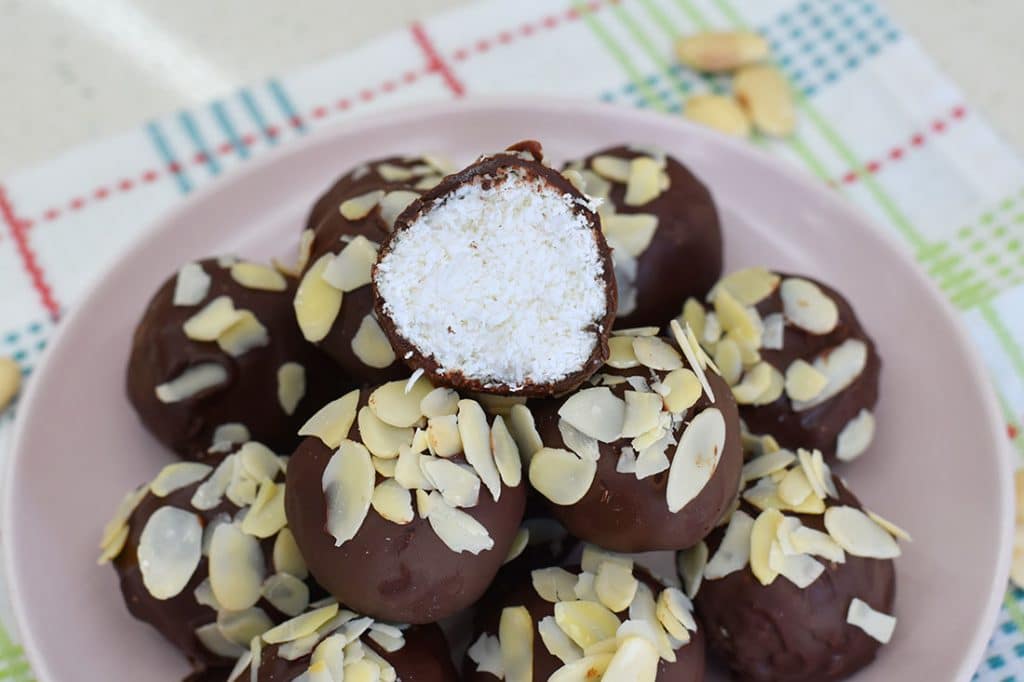 palline di cocco e yogurt greco