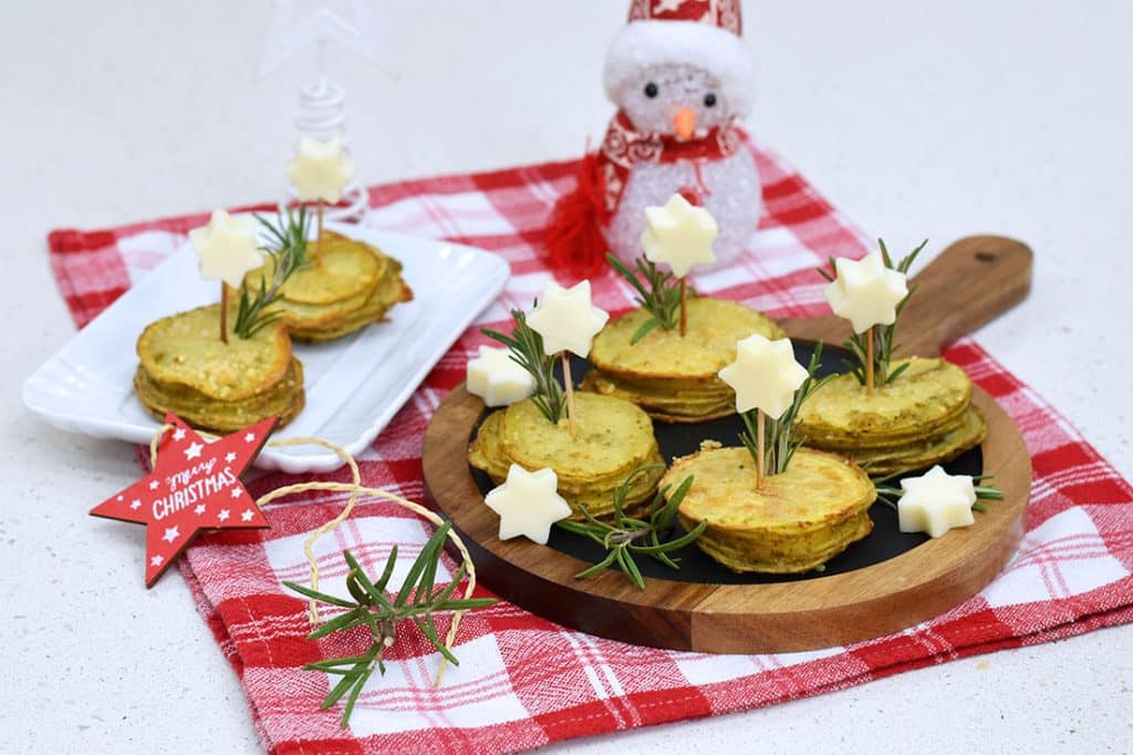 Torri di patate natalizie