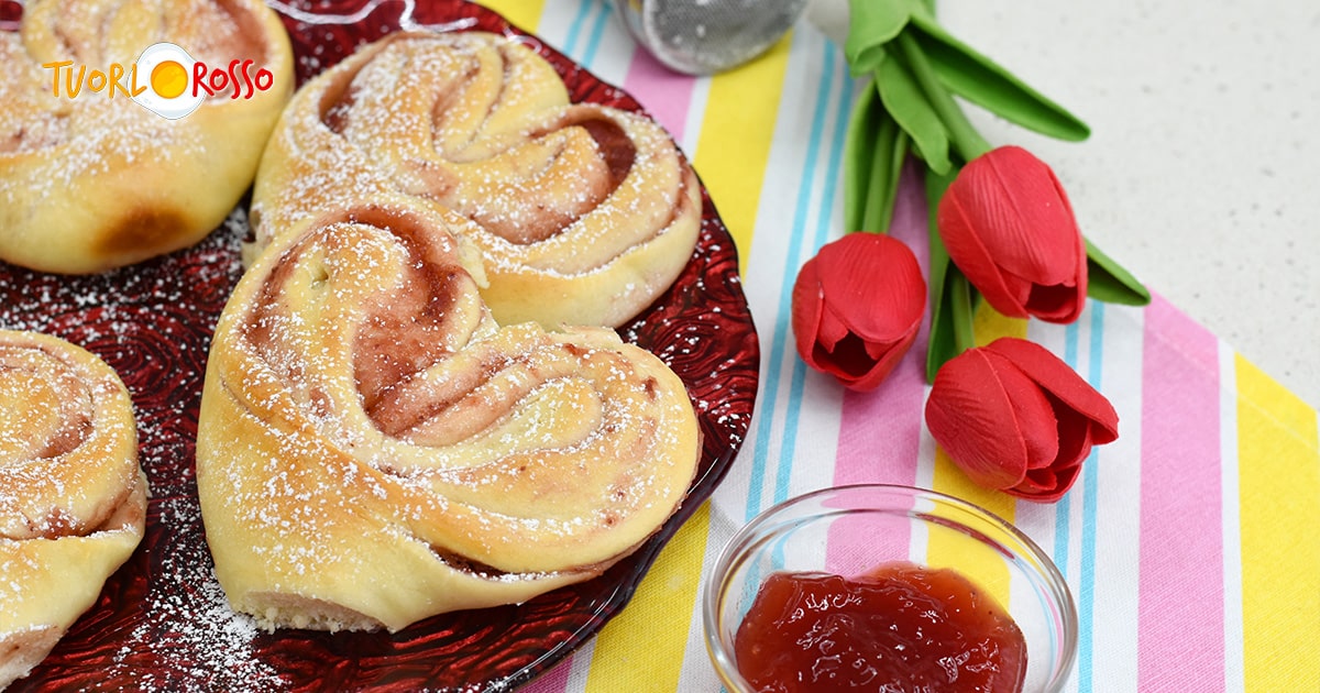 Cuori di brioche: dolce perfetto per San Valentino - Tuorlo Rosso