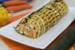 Rotolo di zucchine grigliate con pollo