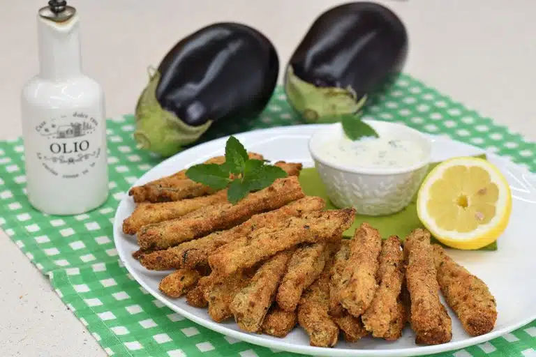 bastoncini di melanzane in friggitrice ad aria