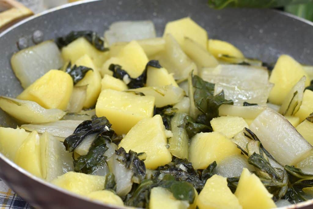Coste con patate in padella