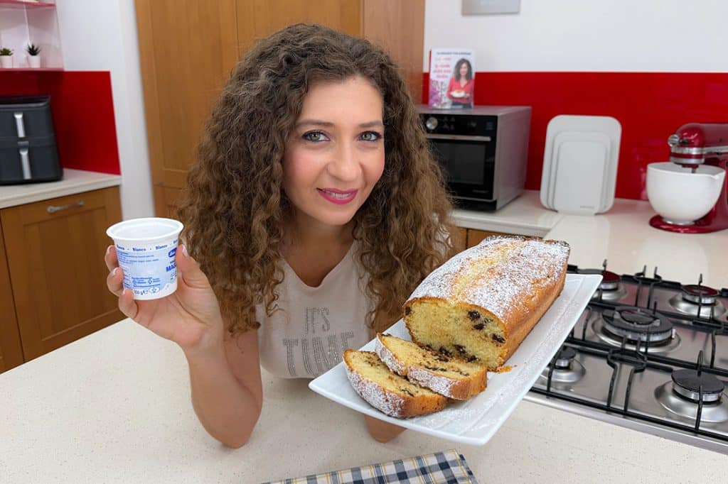 Plumcake mandorle e yogurt senza bilancia
