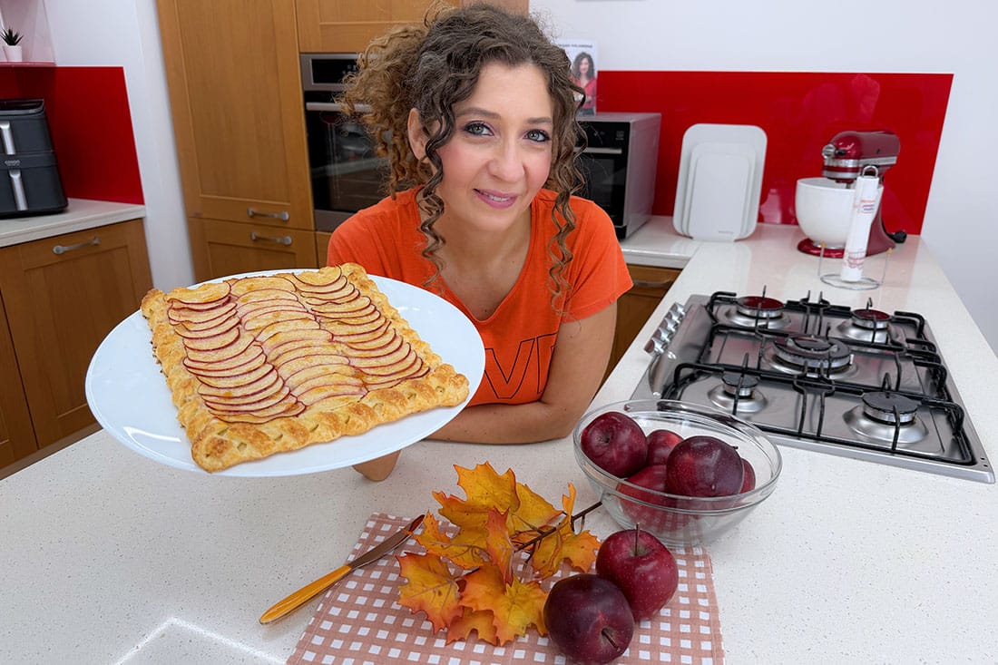 Sfoglia con mele e crema frangipane